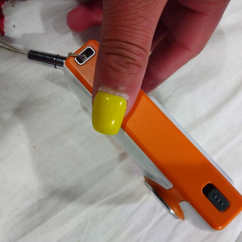Flip video camera - Picture 6 of 7